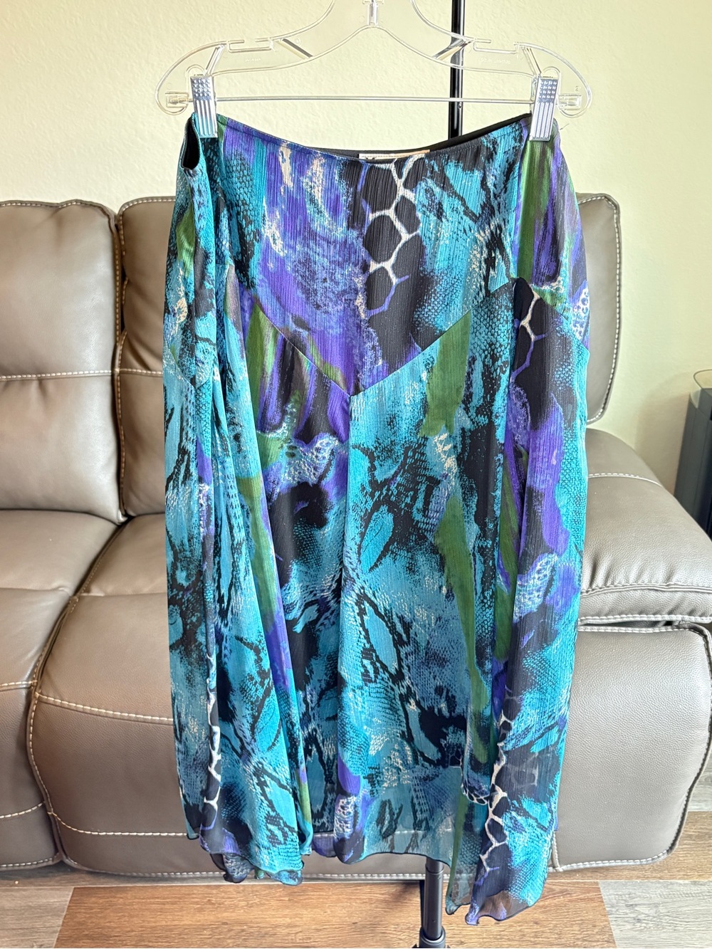 Maggie Sweet XL Women’s Midi Skirt - Picture 3 of 6